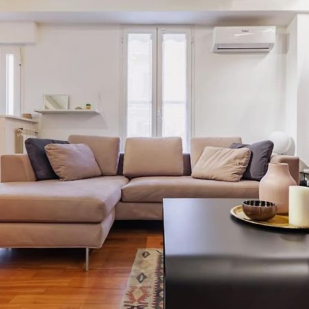 Appartement Elegante Loft Su 2 Piani A 5 Minuti Da San Siro à Milan Extérieur photo